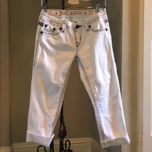 Rock Revival White Jean Capris